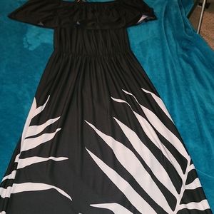 Off-the-shoulder maxi dress